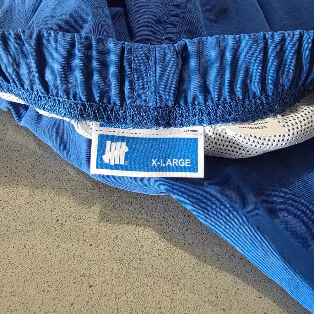 Undefeated Mens Blue Nylon Mesh Lined Swim Trunks Shorts XL B-0009